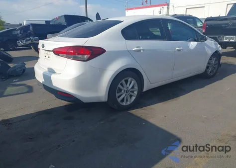 2017 Kia Forte Lx из США, поврежденный, VIN 3KPFL4A79HE150082